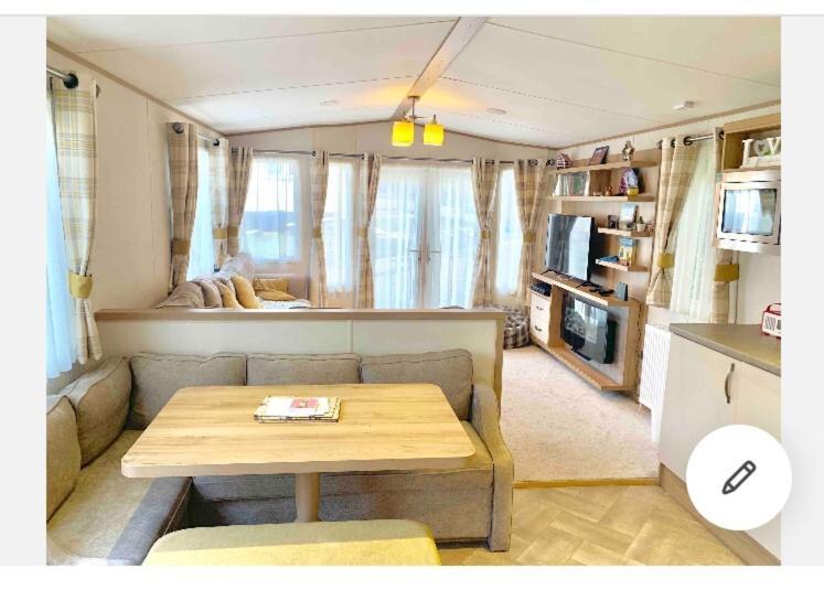 Hastings Holiday Home At Fairlight Lodge Beauport Holiday Park St Leonards-on-Sea Kültér fotó