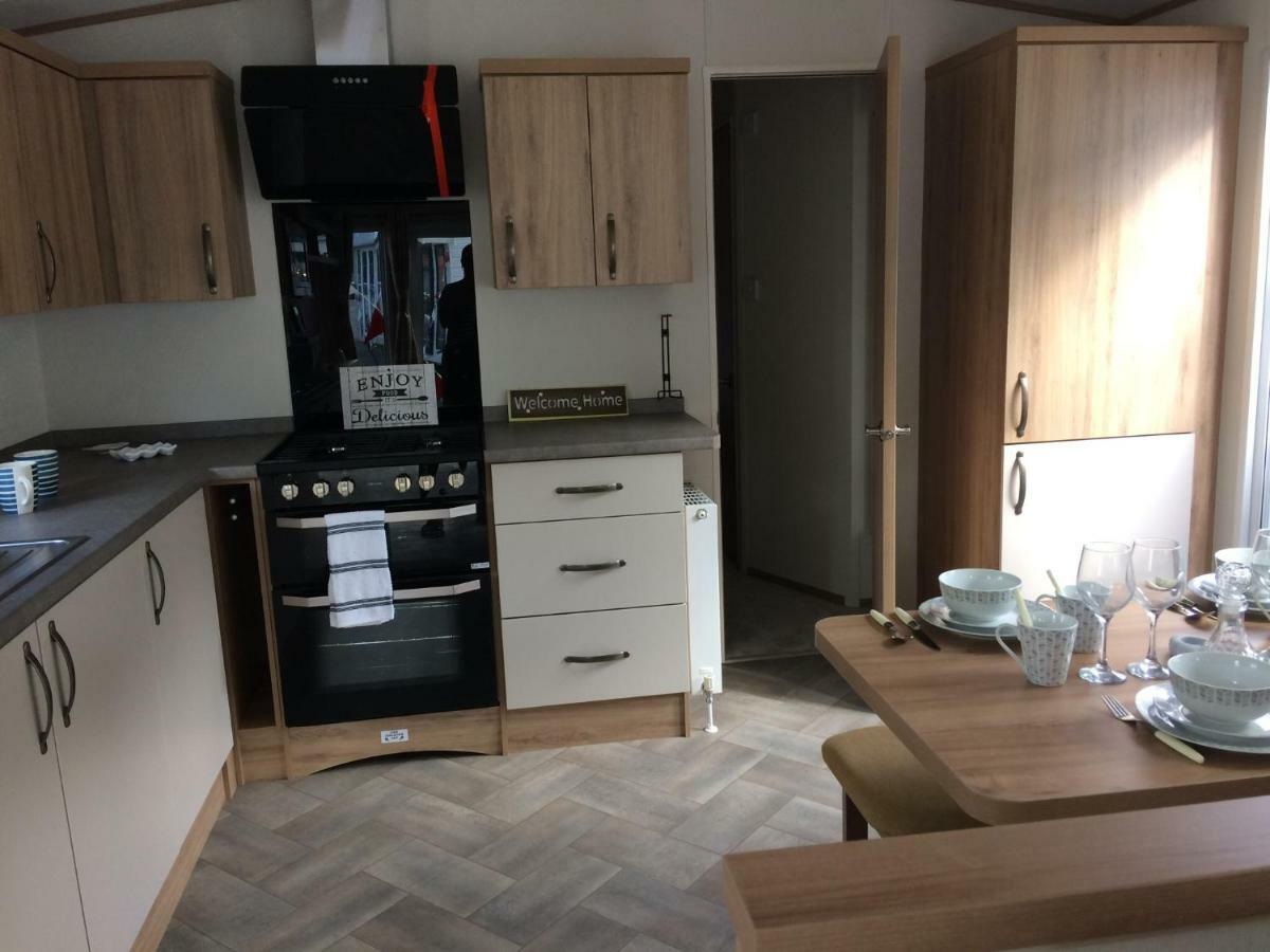 Hastings Holiday Home At Fairlight Lodge Beauport Holiday Park St Leonards-on-Sea Kültér fotó